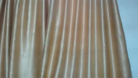 Snapshot of squirtcunt_xola chatting on 02.02.26 melanie online show from 02.02.26