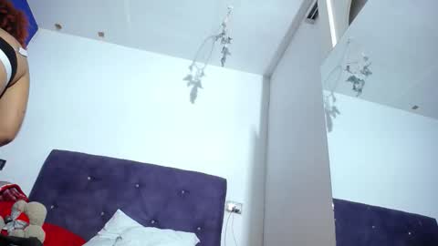 Snapshot of squirter_girl69 chatting on 11.10.25 squirter_girl69 online show from 11.10.25