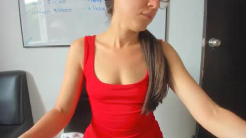 Tati online show from 09.22.25