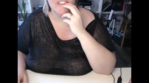 Messi Jessi online show from 12.13.24