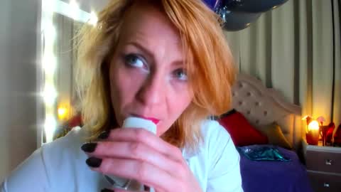 Alisa online show from 10.17.25