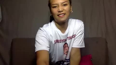 Holly online show from 10.21.25
