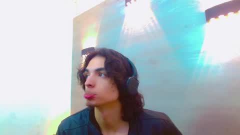 Snapshot of sr_bonnyethan chatting on 11.13.25 ethan online show from 11.13.25