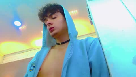 Snapshot of sr_bonnyethan chatting on 12.02.25 ethan online show from 12.02.25