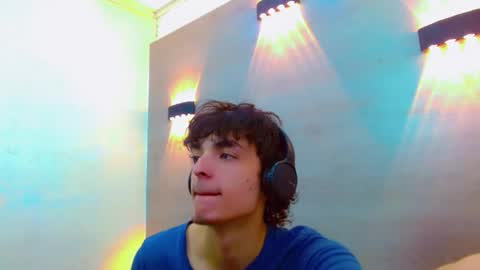 Snapshot of sr_bonnyethan chatting on 12.05.25 ethan online show from 12.05.25