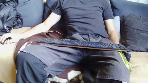 Srevinu online show from 11.17.25