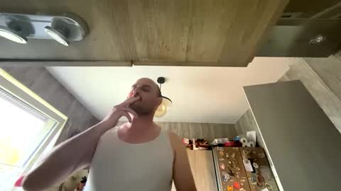 Snapshot of sta13 chatting on 11.09.25 sta13 online show from 11.09.25