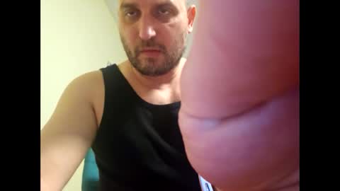 Snapshot of sta13 chatting on 12.21.25 sta13 online show from 12.21.25