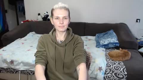 Snapshot of stacey_hot_01 chatting on 12.22.24 Stacey online show from 12.22.24