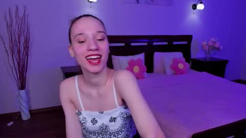 Snapshot of staceycutie chatting on 03.04.26 StaceyCutie online show from 03.04.26