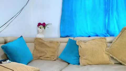   online show from 03.10.25