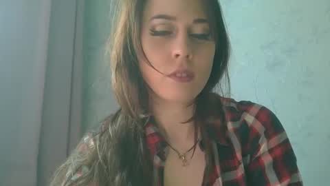 Snapshot of staceywellsx chatting on 05.13.26 staceywellsx online show from 05.13.26