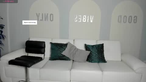 Snapshot of staceywood_ chatting on 06.12.26 Stacy Woods online show from 06.12.26