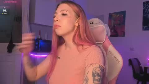 Stacy online show from 03.12.25