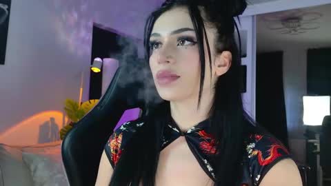 Snapshot of stacy_bellee chatting on 10.31.25 stacy_bellee online show from 10.31.25