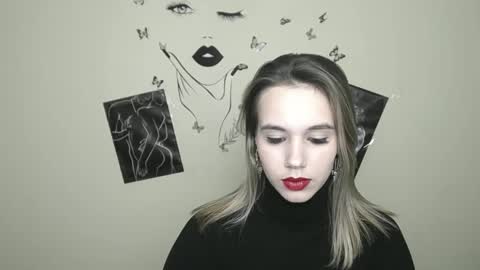 Snapshot of stacy_gr chatting on 01.19.25 Stacy online show from 01.19.25