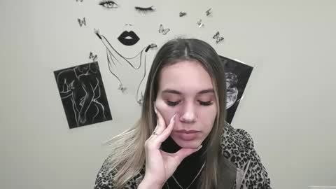 Snapshot of stacy_gr chatting on 01.21.25 Stacy online show from 01.21.25