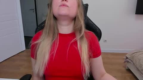 Snapshot of stacy_miraclee chatting on 02.16.26 Stacy online show from 02.16.26