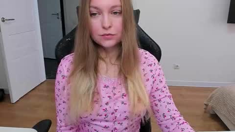 Snapshot of stacy_miraclee chatting on 02.28.26 Stacy online show from 02.28.26