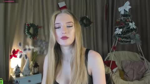 Stacy Mon Tue Wed Thu Fri Sun GMT GMT 3 1000am - 0400pm  online show from 12.02.25