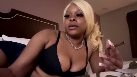 Stacy online show from 12.23.25