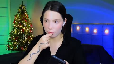 Snapshot of stacygonzales_ chatting on 12.21.24 Bye bye dear See you on December 3st  online show from 12.21.24