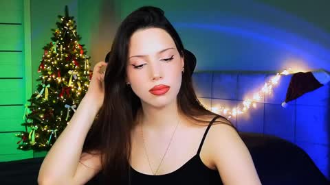 Snapshot of stacygonzales_ chatting on 01.19.25 Bye bye dear See you on December 3st  online show from 01.19.25