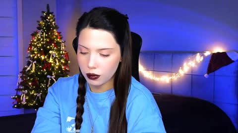 Snapshot of stacygonzales_ chatting on 01.24.25 Bye bye dear See you on December 3st  online show from 01.24.25