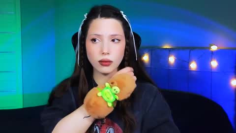 Snapshot of stacygonzales_ chatting on 02.15.25 Bye bye dear See you on December 3st  online show from 02.15.25