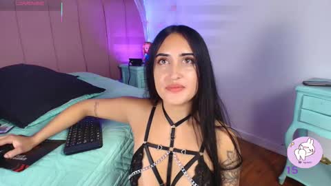 Snapshot of stacymaliibu chatting on 10.22.25 Stacy online show from 10.22.25