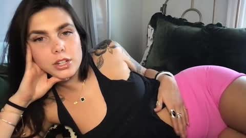 Snapshot of stacywithuu chatting on 09.26.25 Stacy online show from 09.26.25