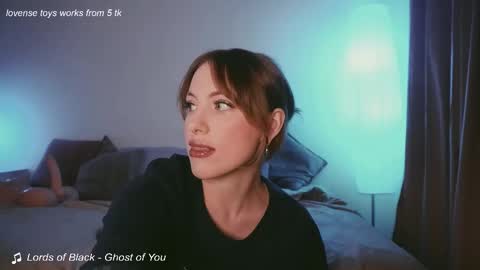 Snapshot of stanovaya300kg chatting on 11.07.25 Kristina online show from 11.07.25