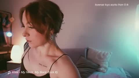 Snapshot of stanovaya300kg chatting on 11.19.25 Kristina online show from 11.19.25