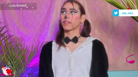 Snapshot of star_mor_ chatting on 01.24.25  estrellita online show from 01.24.25