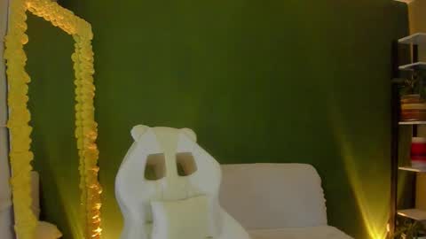 Snapshot of star_sub1 chatting on 10.23.25 star_sub1 online show from 10.23.25