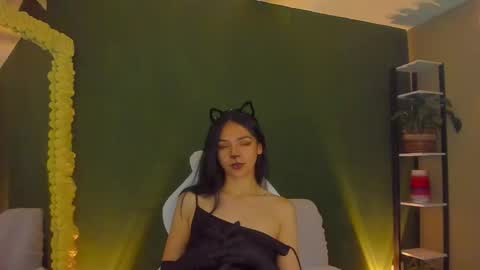 Snapshot of star_sub1 chatting on 10.31.25 star_sub1 online show from 10.31.25