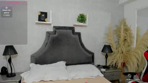 Snapshot of starbutterflyy_ chatting on 06.02.26 STAR online show from 06.02.26