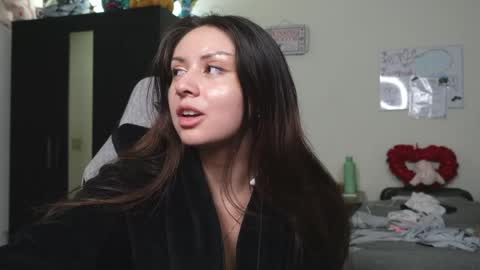 Snapshot of stardust_seiya chatting on 03.19.26 stardust_seiya online show from 03.19.26