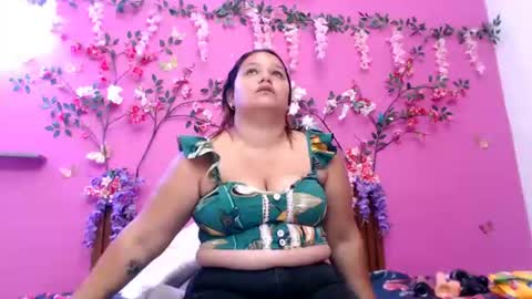 Snapshot of starfishanal21 chatting on 06.24.26 alejandra online show from 06.24.26