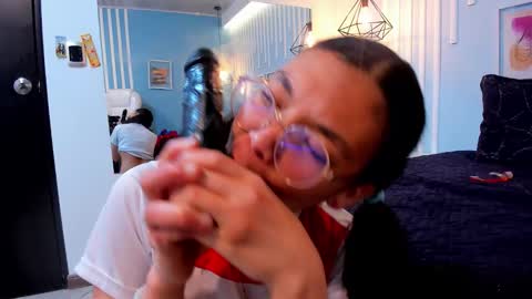 Snapshot of starkjoness chatting on 10.31.25 Stark Jones online show from 10.31.25