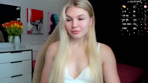 Caroline online show from 03.10.25