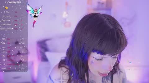 Snapshot of starwitch_ chatting on 10.29.25 Yoko online show from 10.29.25