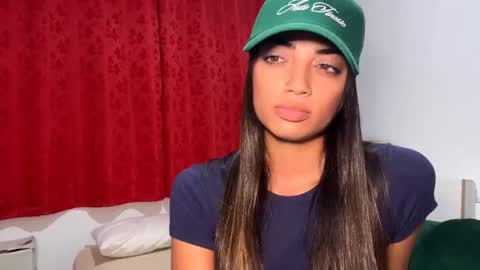 Mia online show from 03.25.26