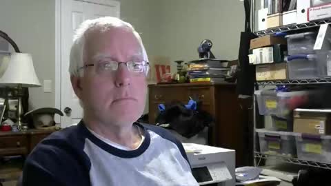 Snapshot of stasw20 chatting on 10.21.25 stasw20 online show from 10.21.25