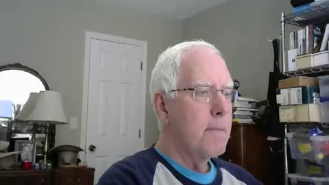 Snapshot of stasw20 chatting on 11.17.25 stasw20 online show from 11.17.25