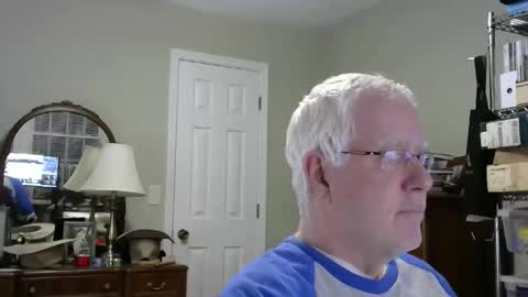 Snapshot of stasw20 chatting on 12.01.25 stasw20 online show from 12.01.25