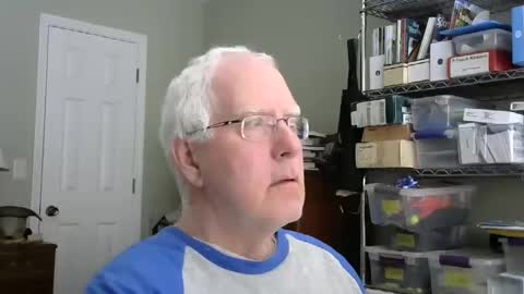 Snapshot of stasw20 chatting on 12.04.25 stasw20 online show from 12.04.25