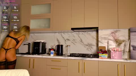 Snapshot of stasyq555 chatting on 11.22.25 StasyQ555 online show from 11.22.25