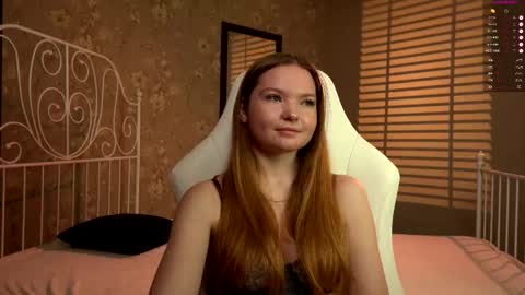 Snapshot of stayin_alive_ chatting on 11.25.25 Angela - our tg channel online show from 11.25.25