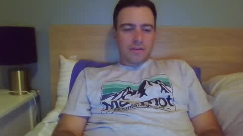 stbs1616 online show from 10.04.25